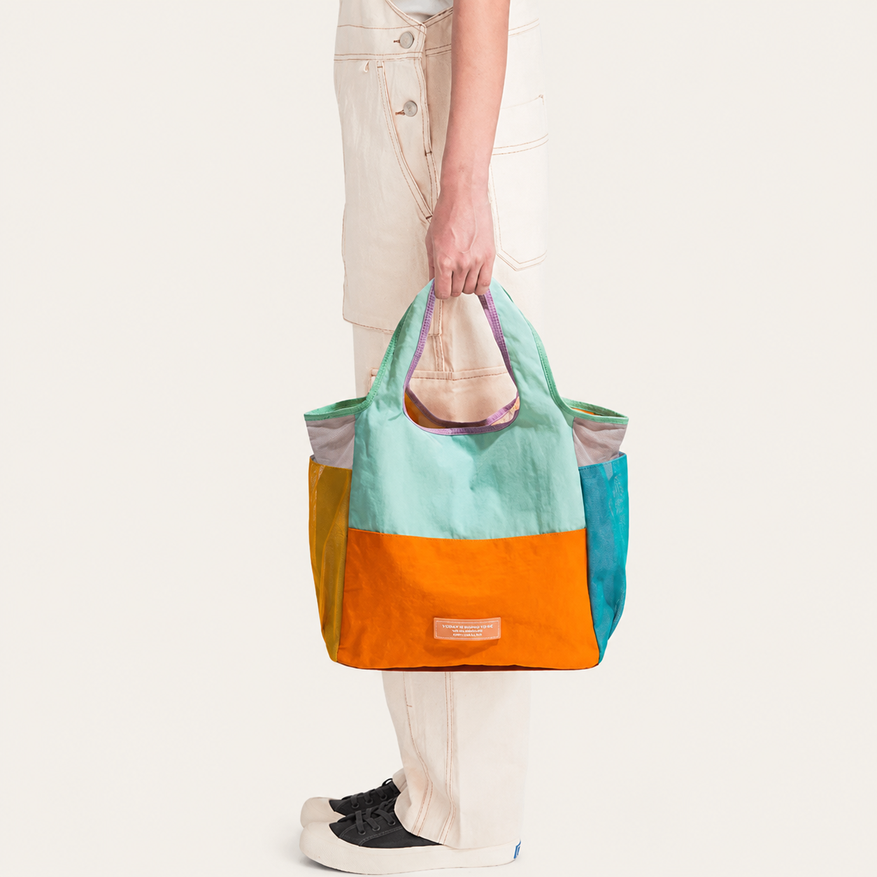 Grand Sac Multicolore à Poches Latérales